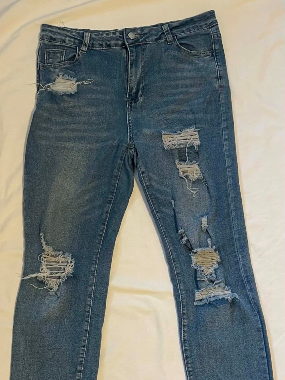 Women’s Distressed Jeans, Size L